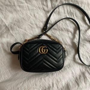 Gucci gg mini matelasse marmont crossbody bag